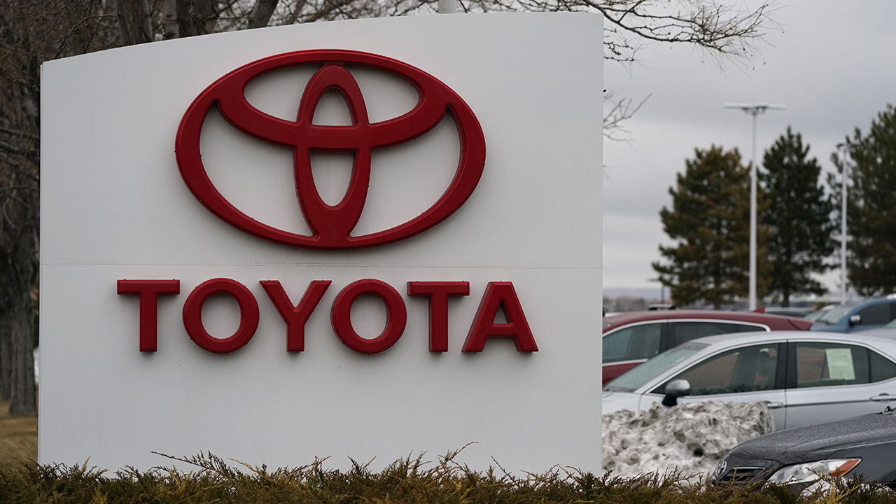 აშშ-ს ისტორიაში პირველად, Toyota-ს გაყიდვებმა GM-ის გაყიდვების გაასწრო